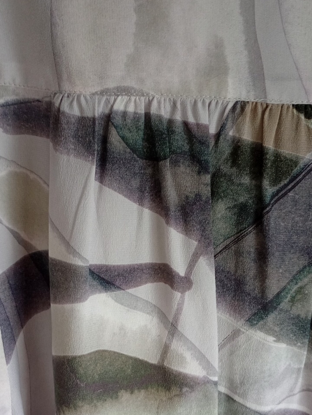 Poetry Water Color Avant Garde Tunic Artistic Button Up Silk Blouse Size 14 - Picture 11 of 11